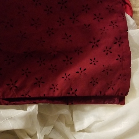 Skirt - Picture 3 of 3